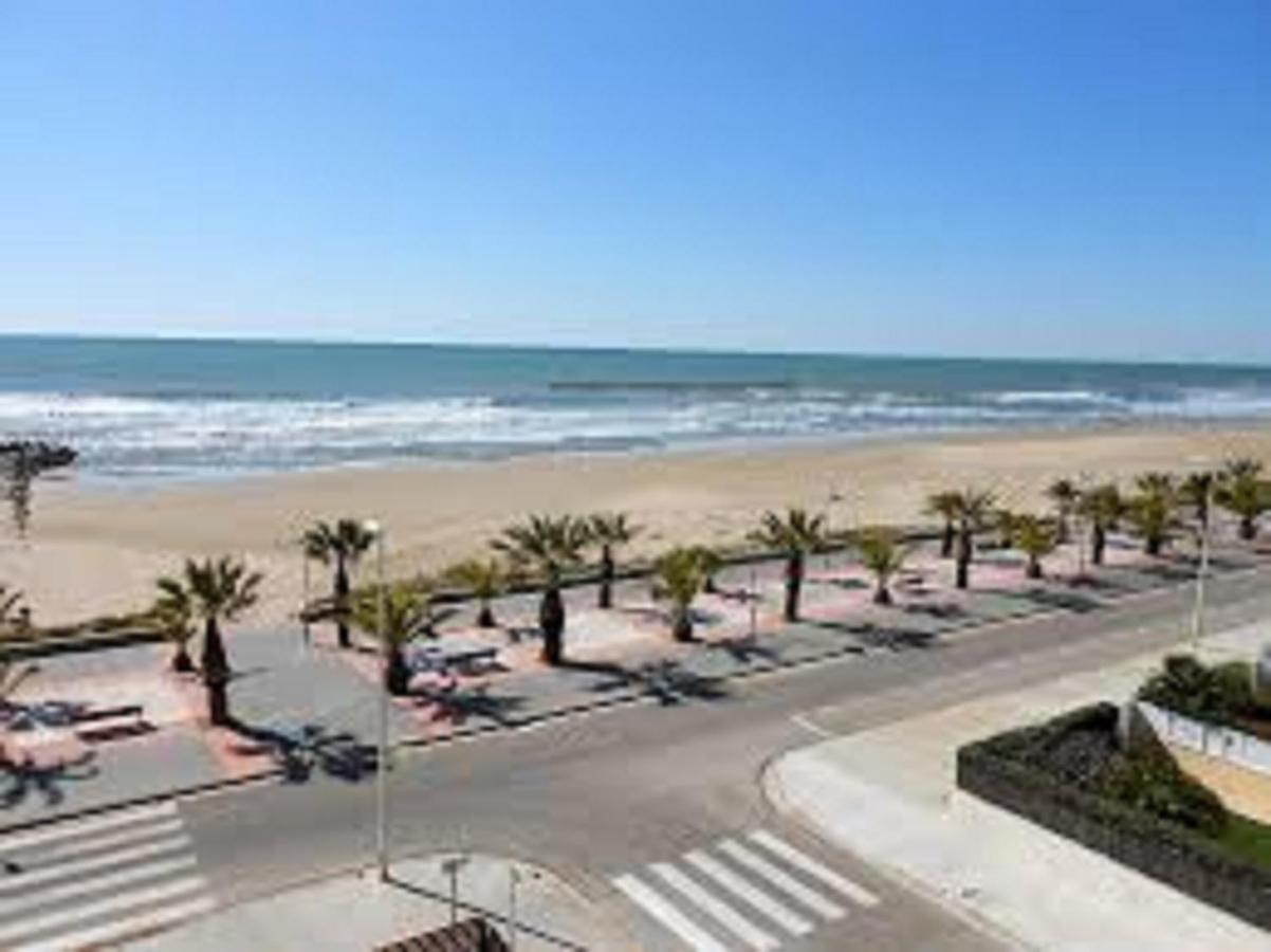 Villa Vista Cunit à Cubelles Extérieur photo