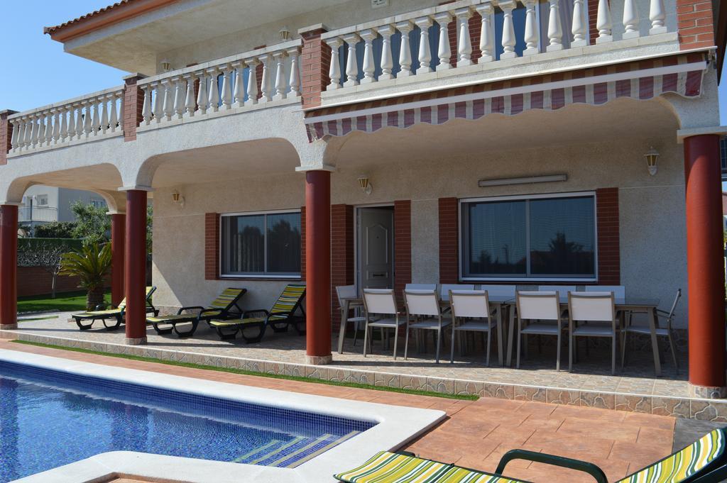 Villa Vista Cunit à Cubelles Extérieur photo